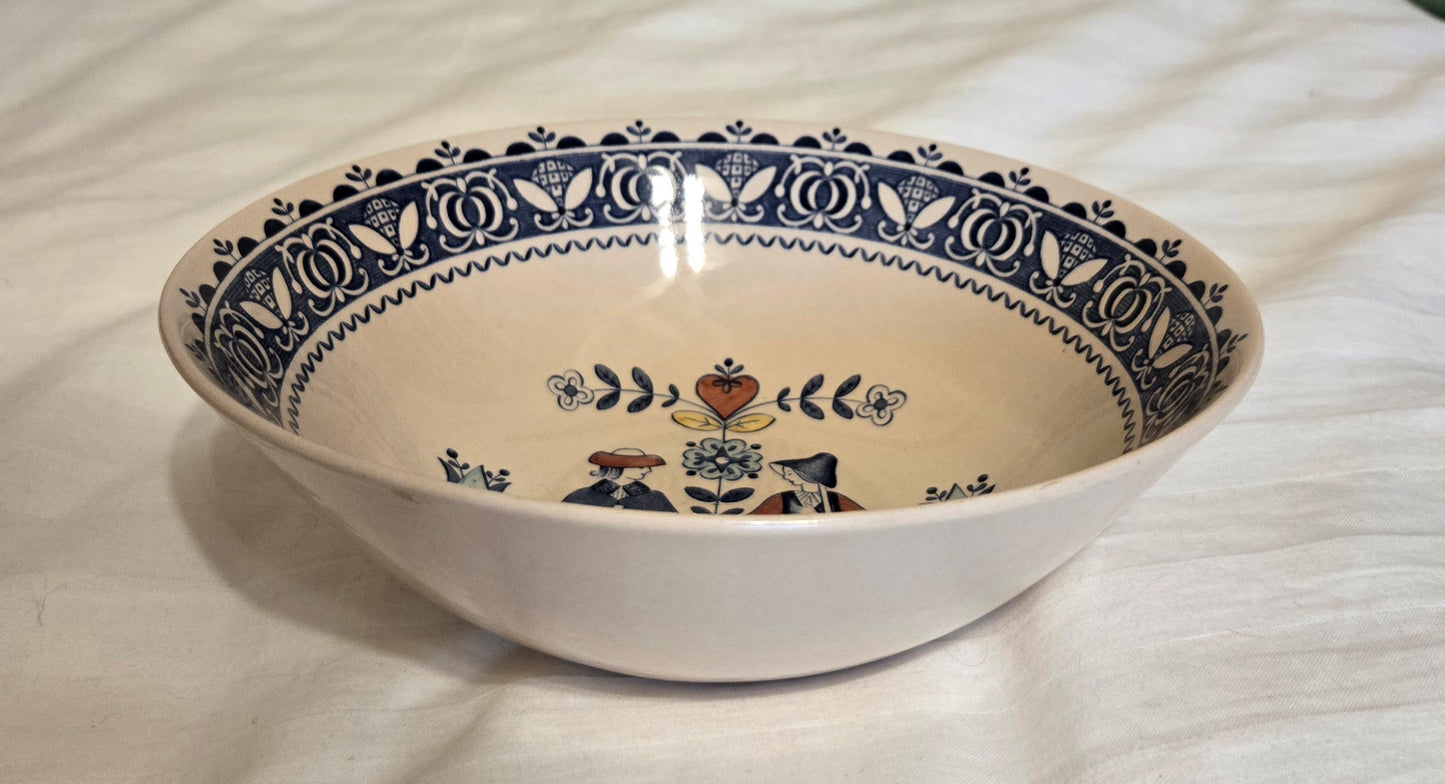 "Hearts and Flowers" serving bowl
