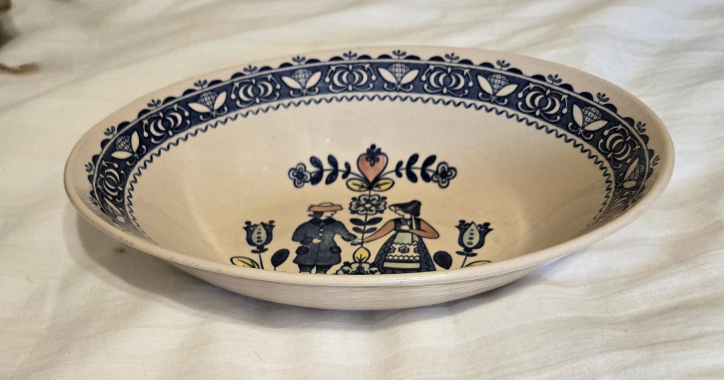 "Hearts and Flowers" oval bowl