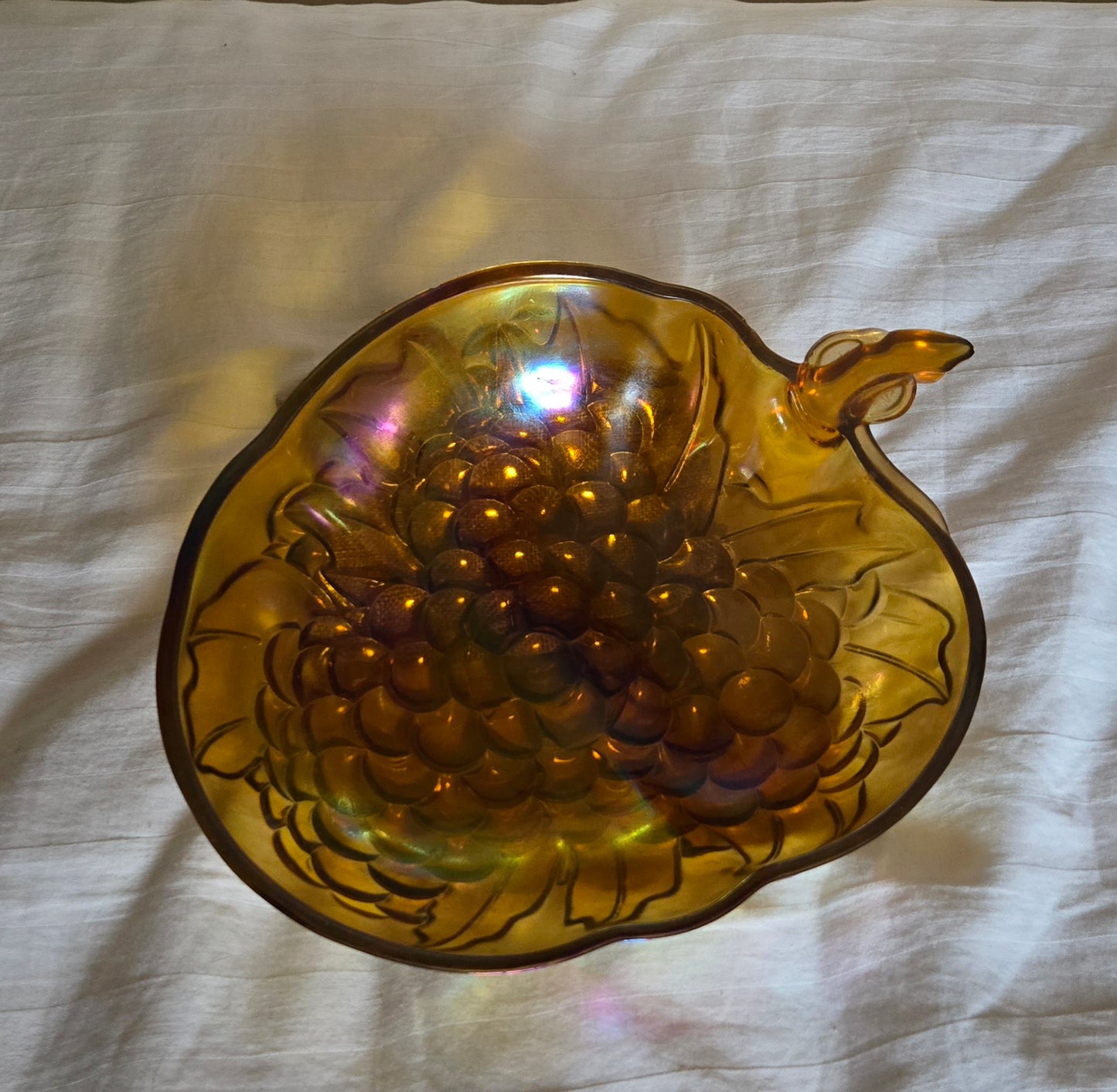 Indiana Carnival glass fruit bowl